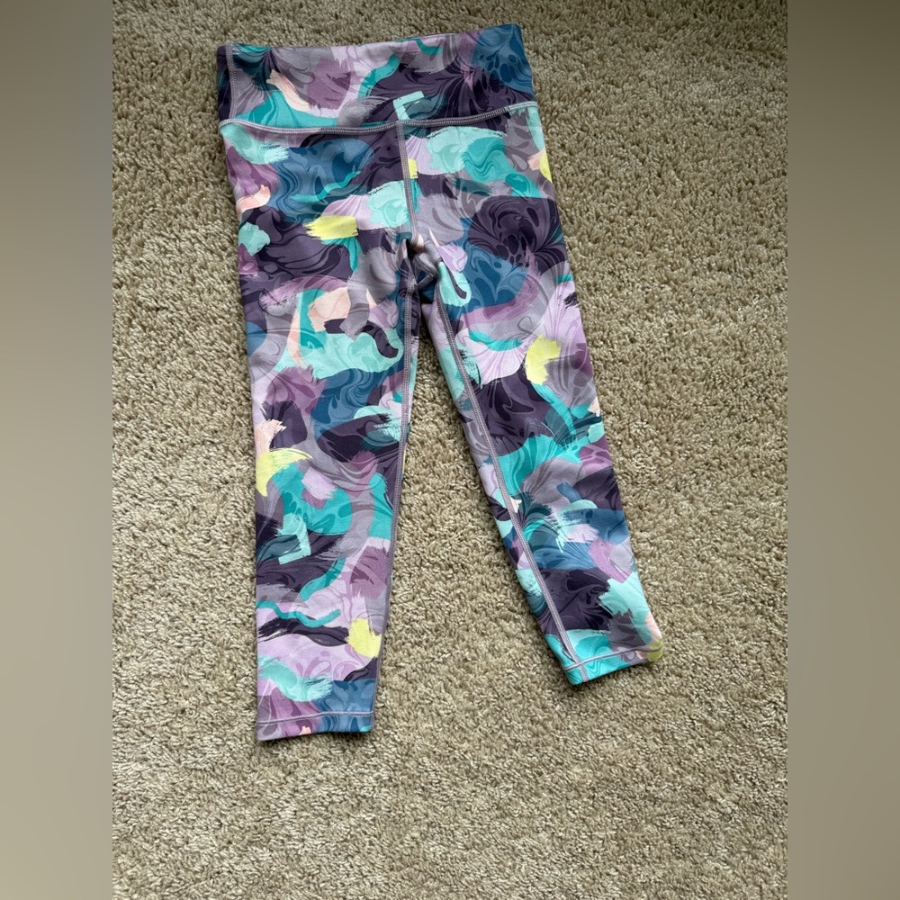 Athleta Kids capri Leggings - Multicolor Swirl